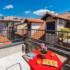 Rooftop View In The Palace Walls Appartement Split