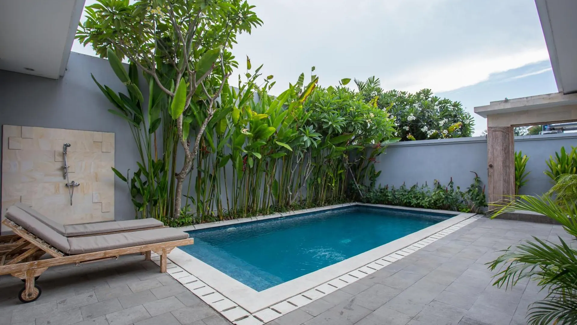The Awandari Villas Seminyak - Chse Certified